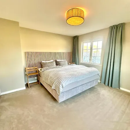 Hilltop Panorama View Retreat *